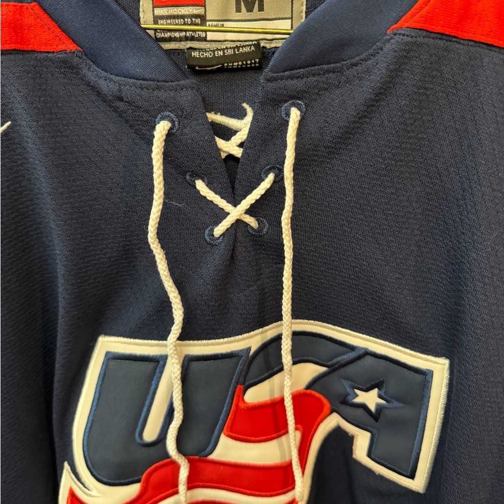 Vintage Nike Team USA IIHF Hockey Jersey Blue Medium